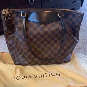 Louis Vuitton Handbag
